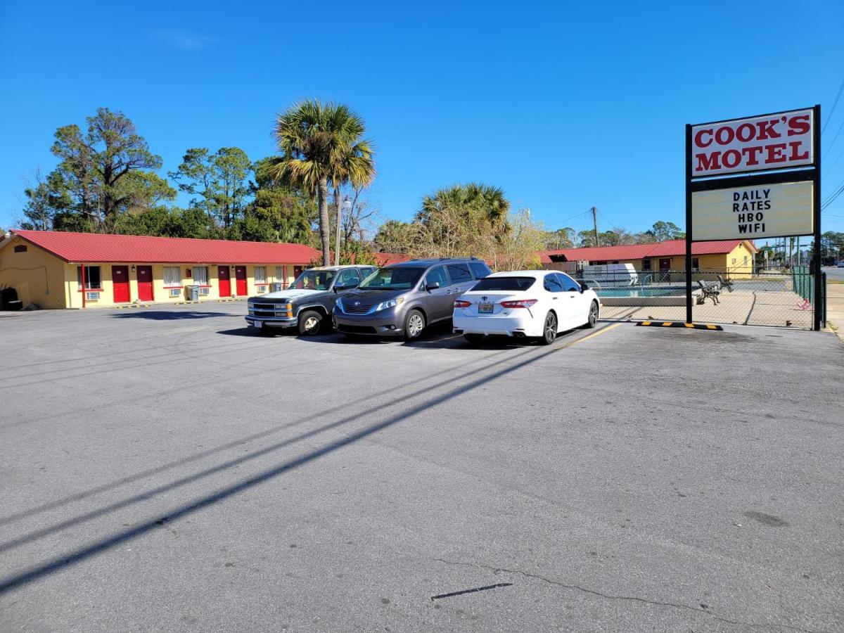 Cook'S Motel- Panama City Beach Upper Grand Lagoon Exterior photo